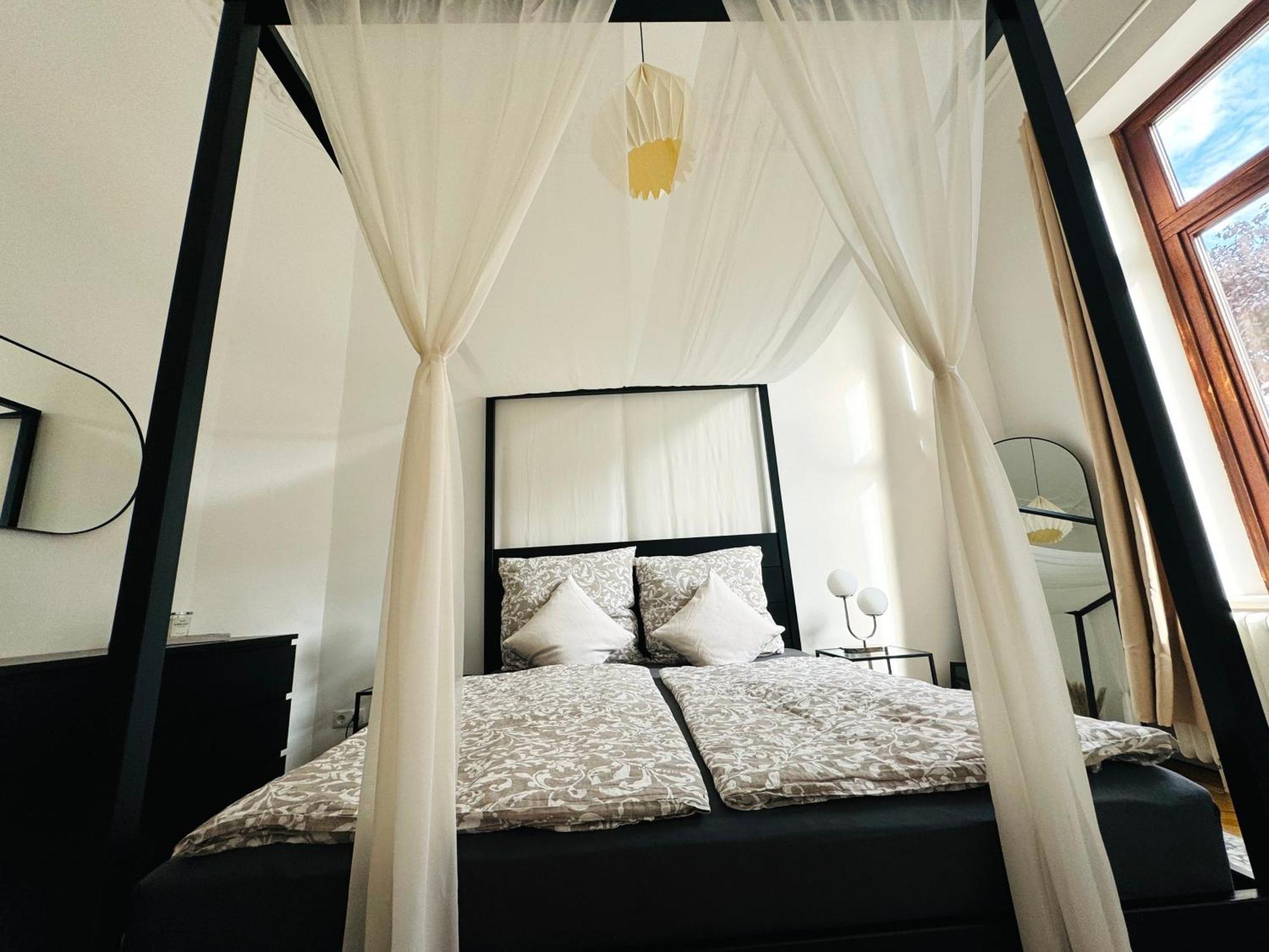 Superhosts Zentrum - Parkplatz - Badewanne - Netflix - Kaffee BRE 외부 사진