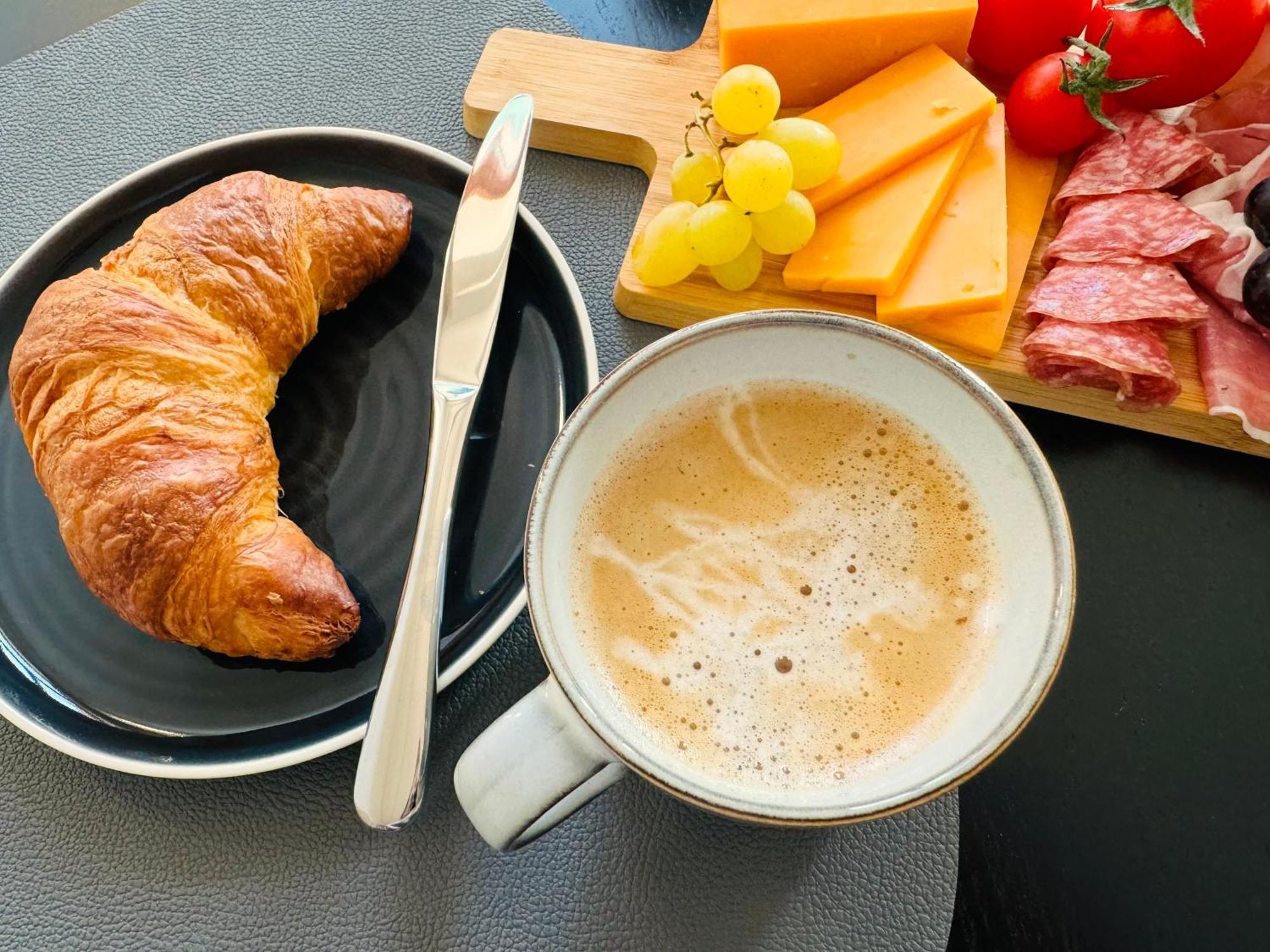 Superhosts Zentrum - Parkplatz - Badewanne - Netflix - Kaffee BRE 외부 사진